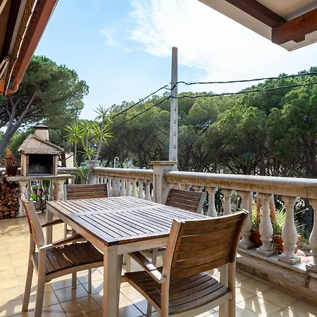 Holiday home Hauzify I Casa Gramoia Bufaganas