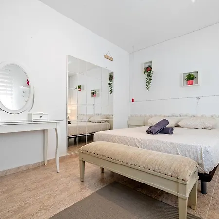 Hauzify I Casa Gramoia * Bufaganas